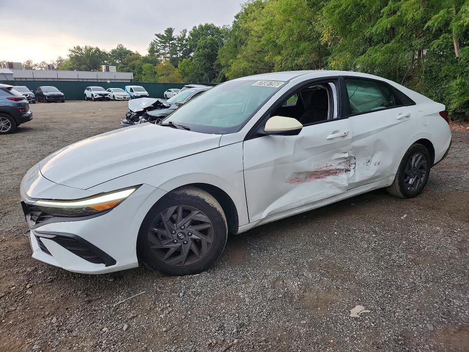 67696796 :رقم المزاد ، KMHLM4DG8RU656609 vin ، 2024 Hyundai Elantra مزاد بيع