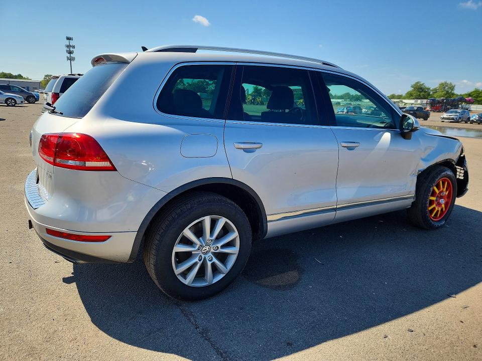 66477566 :رقم المزاد ، WVGEF9BP4DD001309 vin ، 2013 Volkswagen Touareg مزاد بيع
