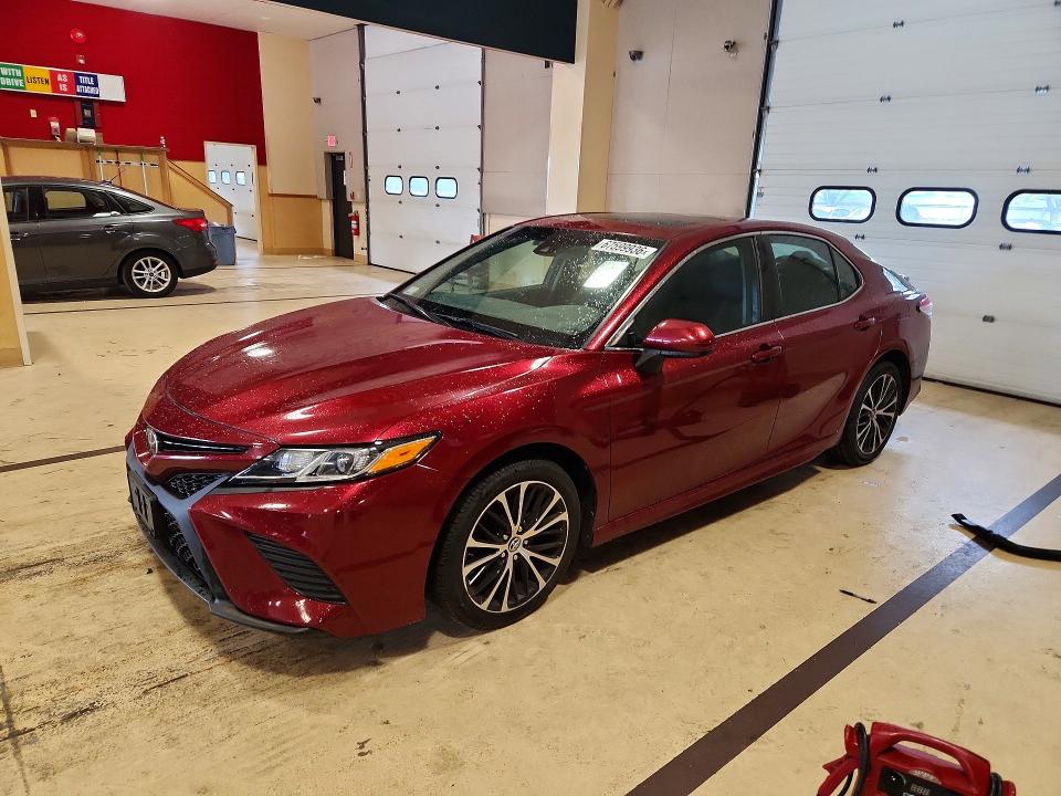2018 Toyota Camry მანქანა იყიდება აუქციონზე, vin: 4T1B11HKXJU669464, აუქციონის ნომერი: 67599936