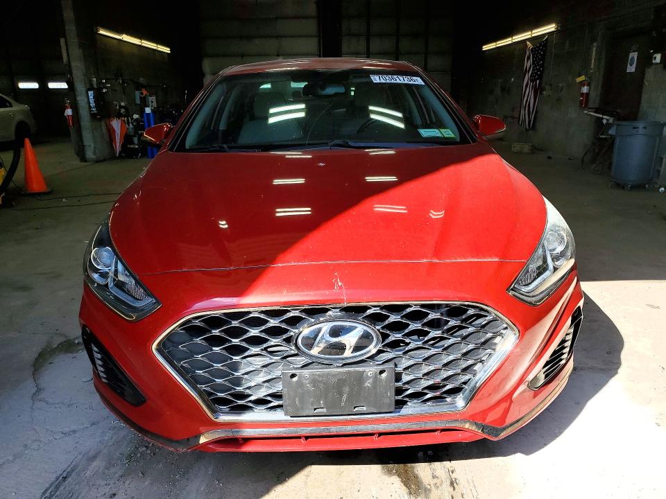 70361736 :رقم المزاد ، 5NPE34AF1KH807835 vin ، 2019 Hyundai Sonata مزاد بيع
