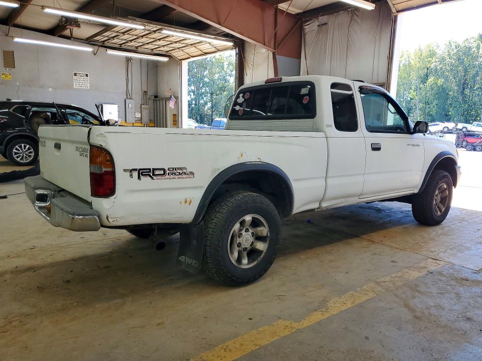 70283136 :رقم المزاد ، 4TAWN72N0YZ612389 vin ، 2000 Toyota Tacoma مزاد بيع
