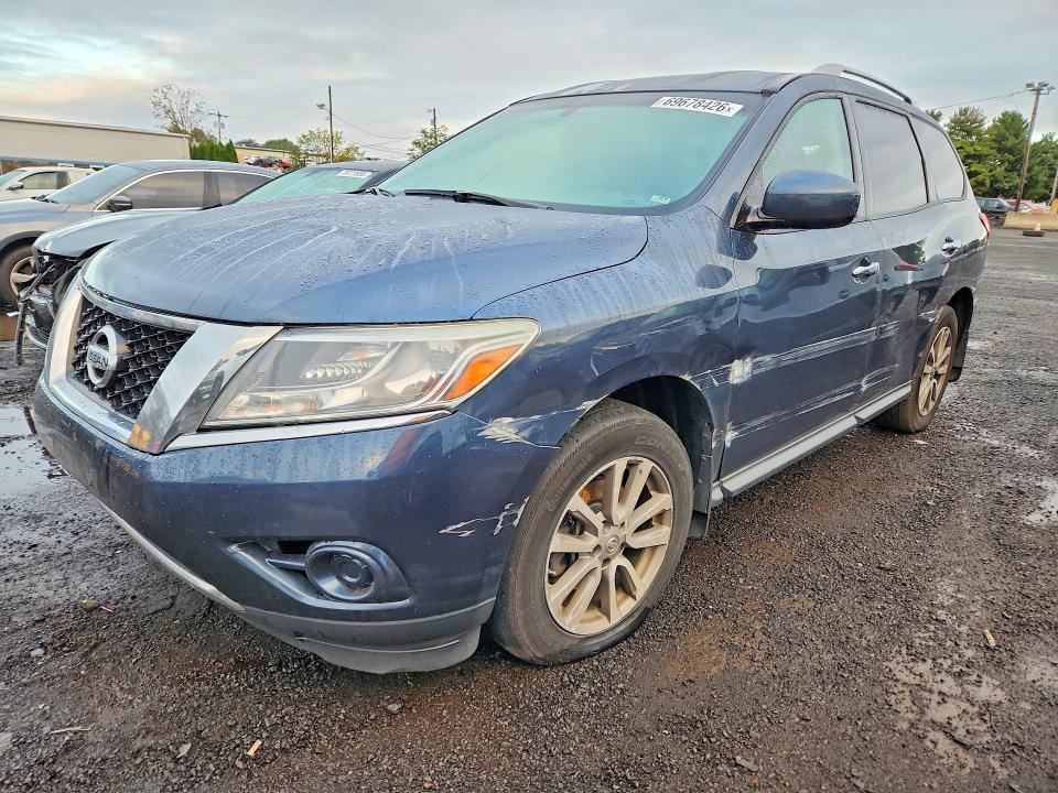 Auction sale of the 2015 Nissan Pathfinder, vin: 5N1AR2MM1FC645147, lot number: 69678426