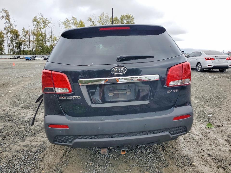 68792596 :رقم المزاد ، 5XYKUDA2XBG025070 vin ، 2011 Kia Sorento مزاد بيع