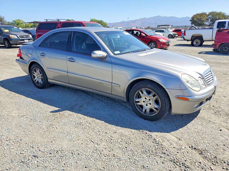 2003 Mercedes-benz E მანქანა იყიდება აუქციონზე, vin: WDBUF65J53A333554, აუქციონის ნომერი: 69418736