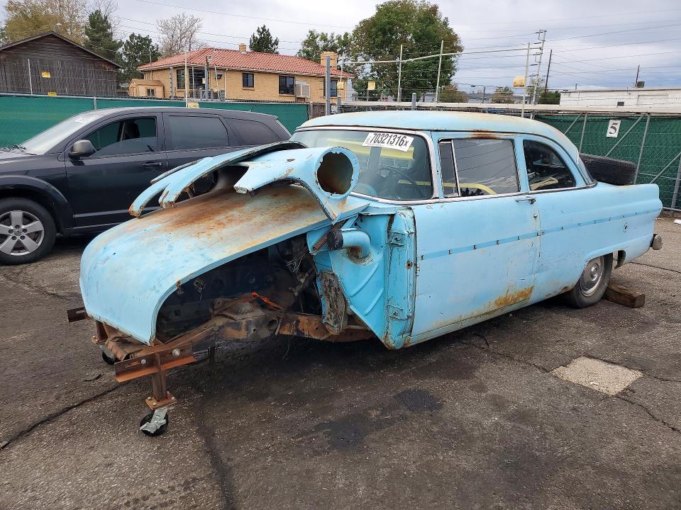 1955 Ford Custom Deluxe მანქანა იყიდება აუქციონზე, vin: A5LG132856, აუქციონის ნომერი: 70321316