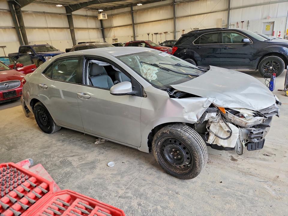 Продажа на аукционе авто 2015 Toyota Corolla, vin: 2T1BURHE6FC411872, номер лота: 69988456