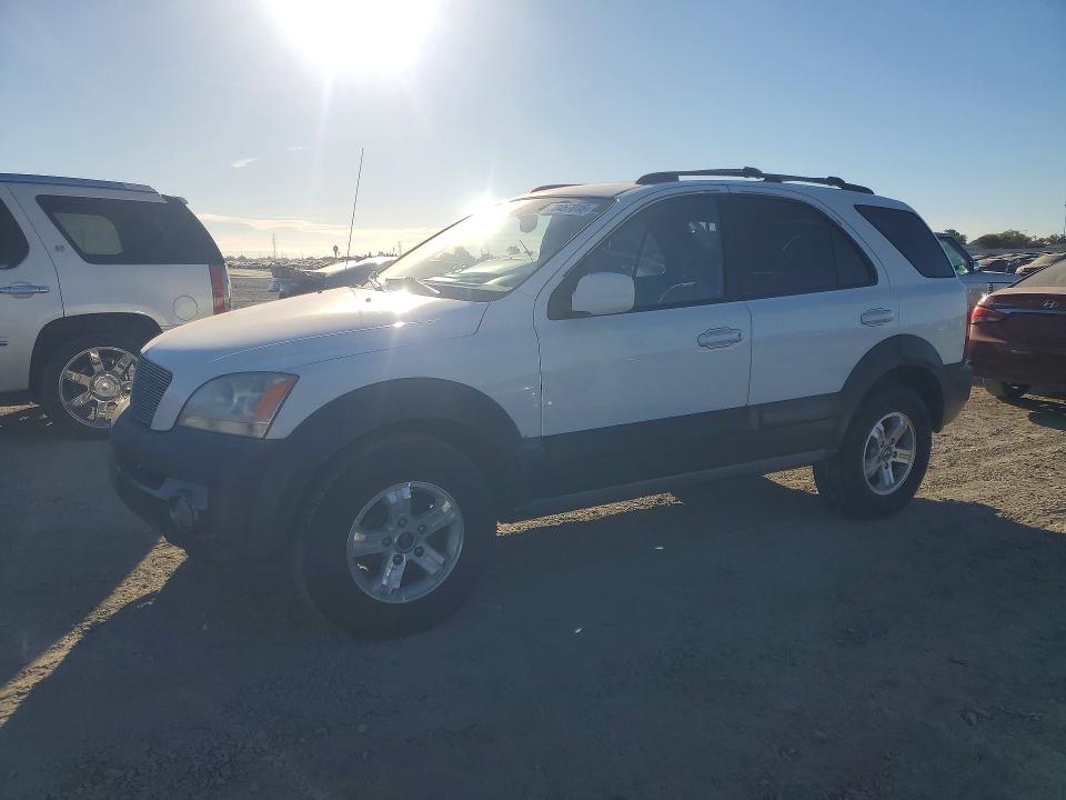 Auction sale of the 2004 Kia Sorento, vin: KNDJD733345330652, lot number: 70467016