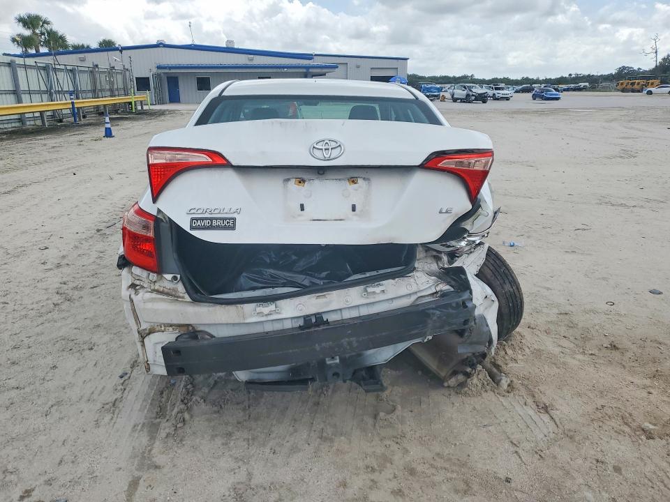 69133116 :رقم المزاد ، 2T1BURHE8HC898690 vin ، 2017 Toyota Corolla مزاد بيع
