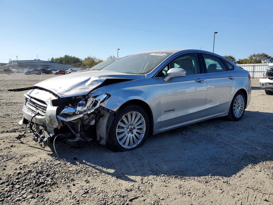 2016 Ford Fusion მანქანა იყიდება აუქციონზე, vin: 3FA6P0LU7GR304737, აუქციონის ნომერი: 69963486