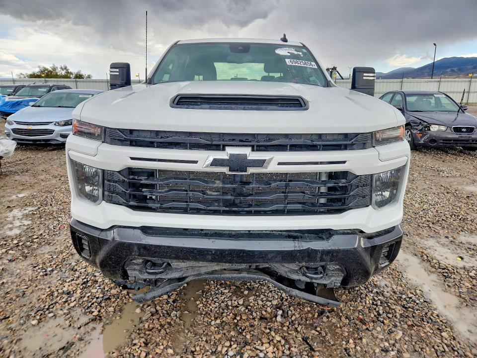 Продажа на аукционе авто 2024 Chevrolet Silverado, vin: 1GC4YME71RF115644, номер лота: 69825856