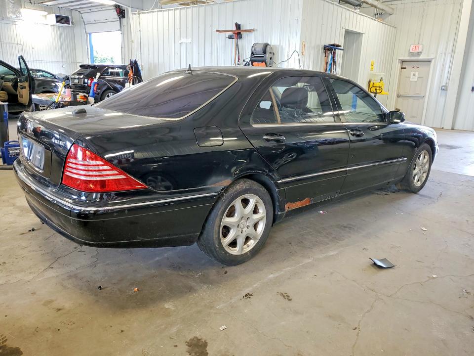 67551326 :رقم المزاد ، WDBNG84JX6A466104 vin ، 2006 Mercedes-benz S مزاد بيع