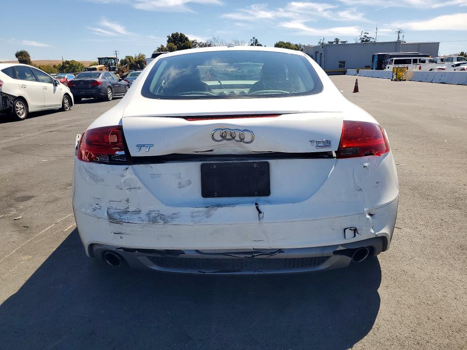 68107006 :رقم المزاد ، TRUBFAFK6B1012615 vin ، 2011 Audi Tt مزاد بيع
