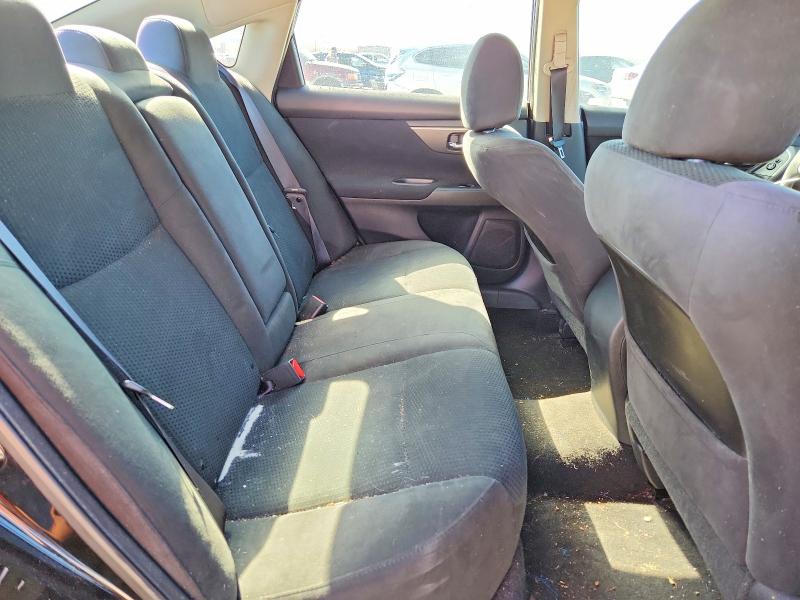 68450166 :رقم المزاد ، 1N4AL3AP0FC111413 vin ، 2015 Nissan Altima مزاد بيع