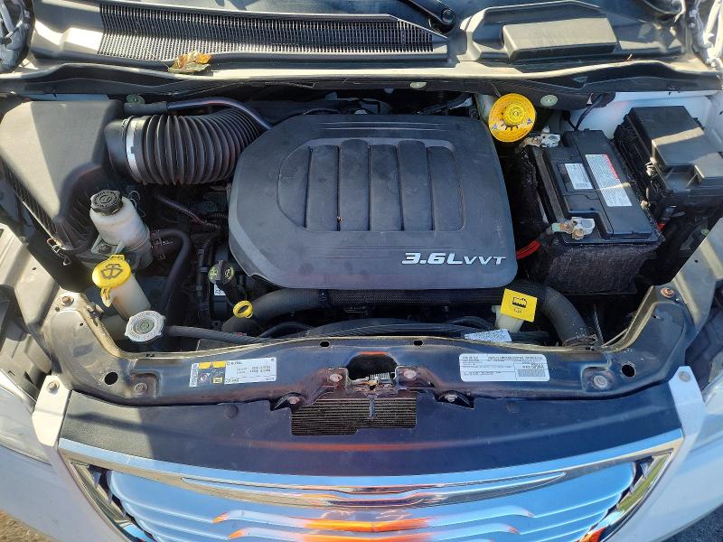 69594176 :رقم المزاد ، 2C4RC1BG5GR289309 vin ، 2016 Chrysler Town & Country مزاد بيع