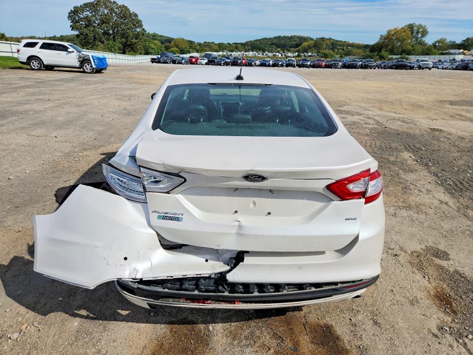 70871926 :رقم المزاد ، 3FA6P0PU6FR289902 vin ، 2015 Ford Fusion مزاد بيع