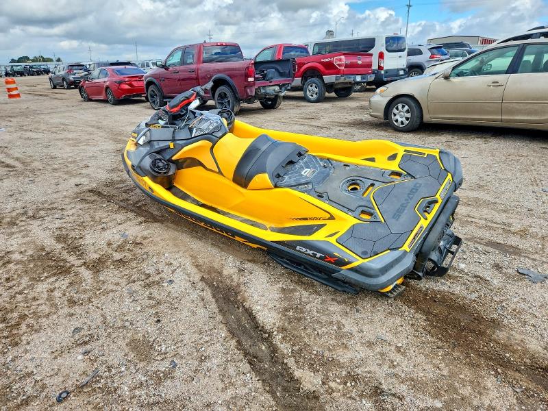 Продаж на аукціоні авто 2021 Sea-doo Rxt-x 300, vin: YDV33558L021, номер лоту: 69725636