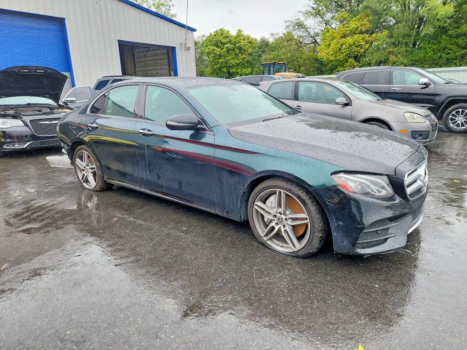 Продаж на аукціоні авто 2019 Mercedes-benz E, vin: WDDZF4KBXKA638934, номер лоту: 68938896