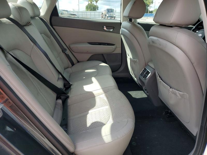 Продаж на аукціоні авто 2016 Kia Optima, vin: 5XXGU4L36GG112648, номер лоту: 68772806