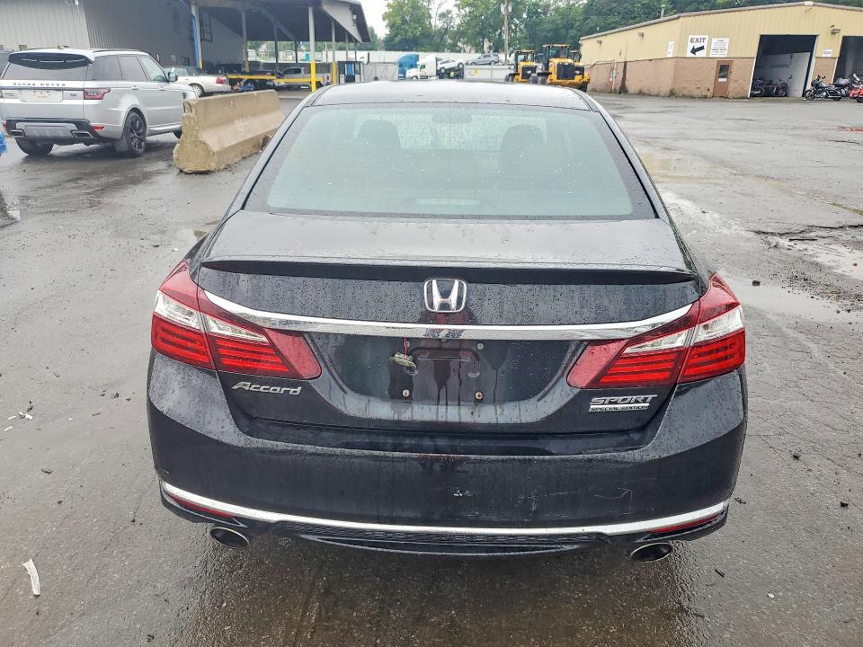 Продаж на аукціоні авто 2017 Honda Accord, vin: 1HGCR2F17HA242046, номер лоту: 67109896