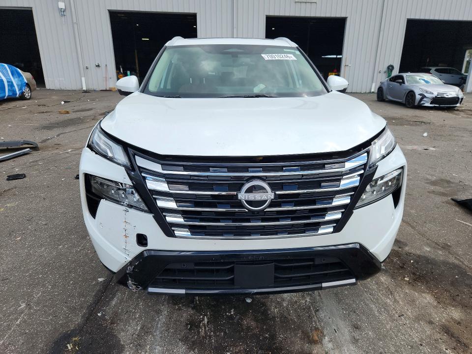 70010246 :رقم المزاد ، JN8BT3DD0SW470371 vin ، 2025 Nissan Rogue مزاد بيع