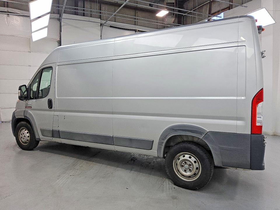 69445036 :رقم المزاد ، 3C6TRVDG8JE101147 vin ، 2018 Ram Promaster 2500 مزاد بيع