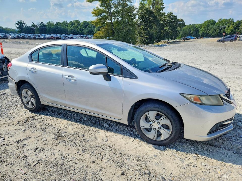 69486786 :رقم المزاد ، 19XFB2F54FE057790 vin ، 2015 Honda Civic مزاد بيع