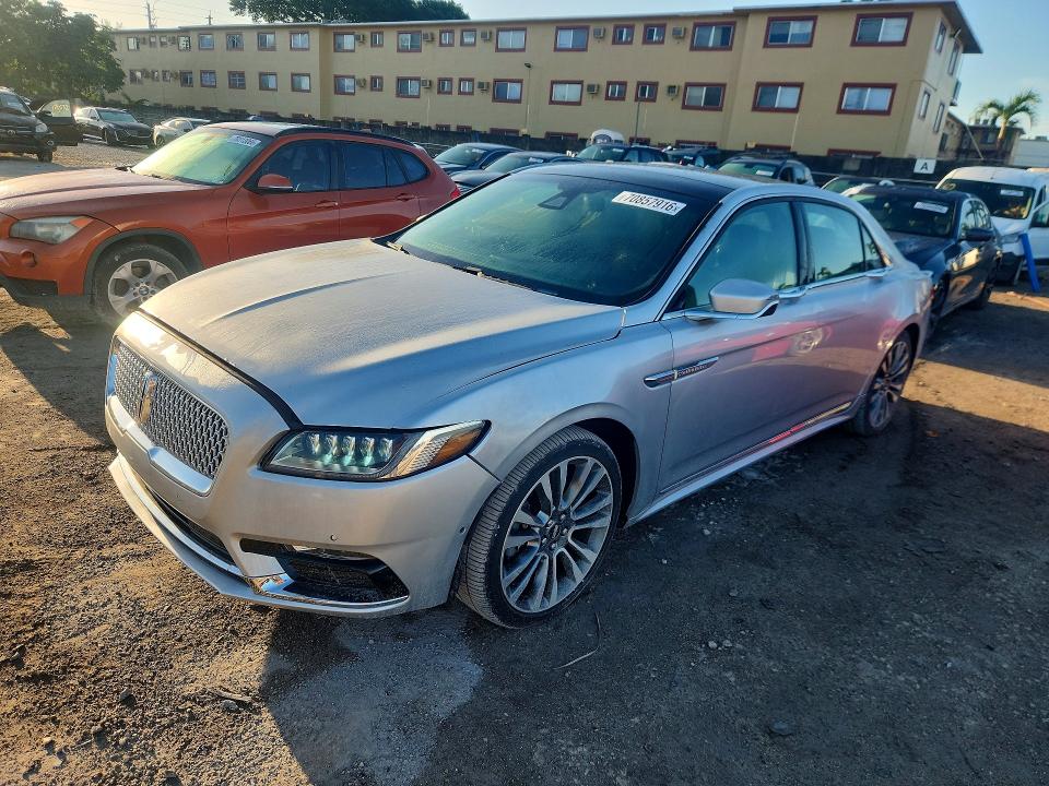 71500776 :رقم المزاد ، 1LN6L9NP3H5608066 vin ، 2017 Lincoln Continental مزاد بيع