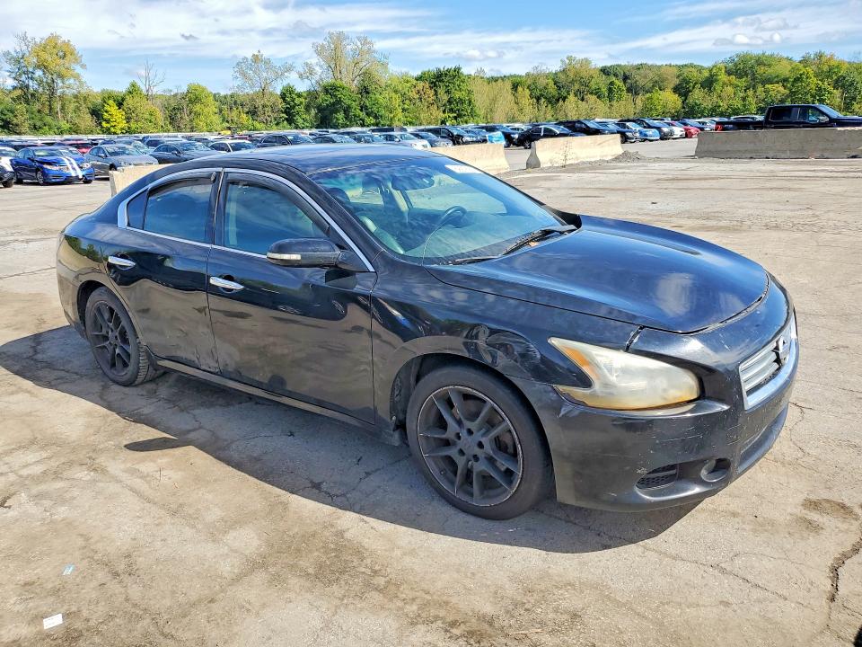 Продажа на аукционе авто 2013 Nissan Maxima, vin: 1N4AA5AP1DC830541, номер лота: 69918926
