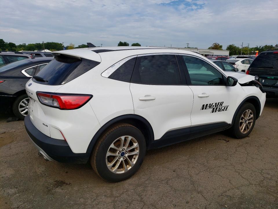 2022 Ford Escape მანქანა იყიდება აუქციონზე, vin: 1FMCU9G6XNUA86817, აუქციონის ნომერი: 67646556