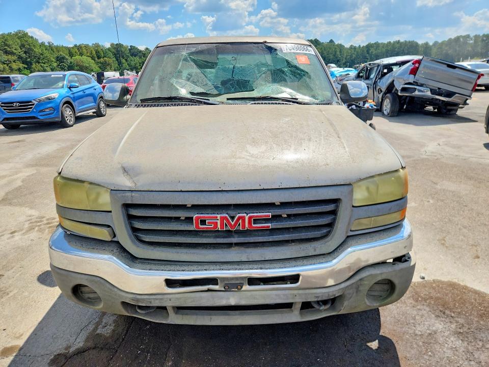 70498066 :رقم المزاد ، 2GTEC19X731244093 vin ، 2003 Gmc New Sierra مزاد بيع
