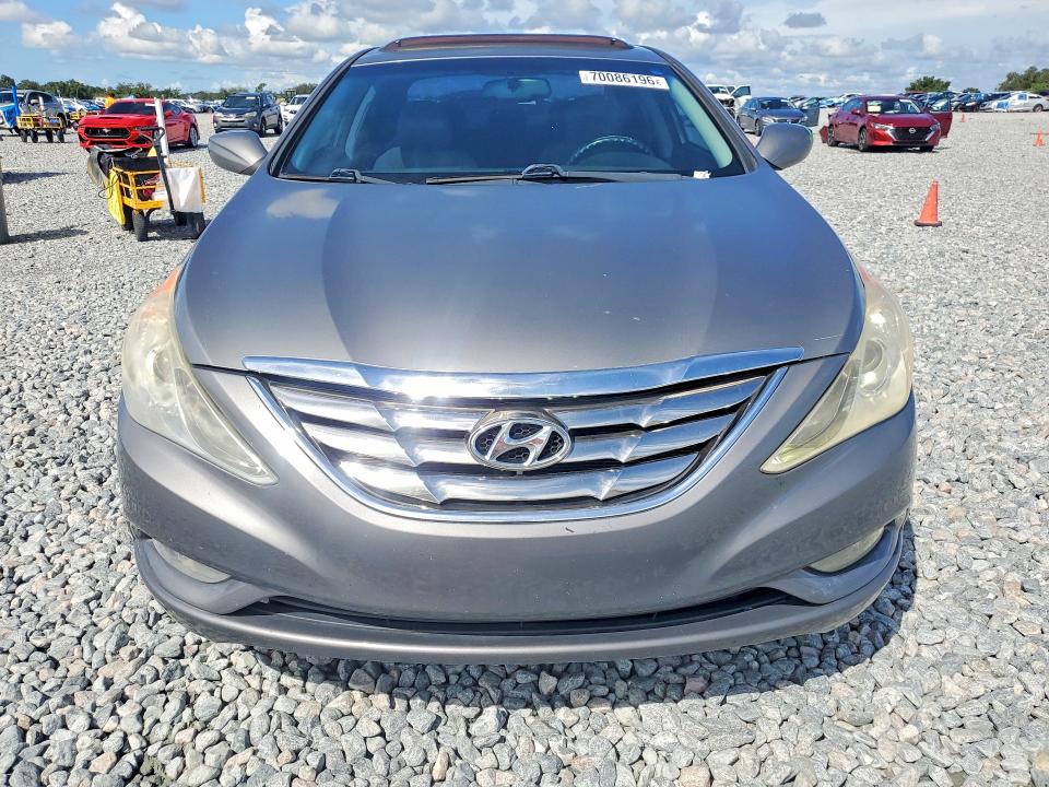 70086196 :رقم المزاد ، 5NPEC4AC6DH631485 vin ، 2013 Hyundai Sonata مزاد بيع
