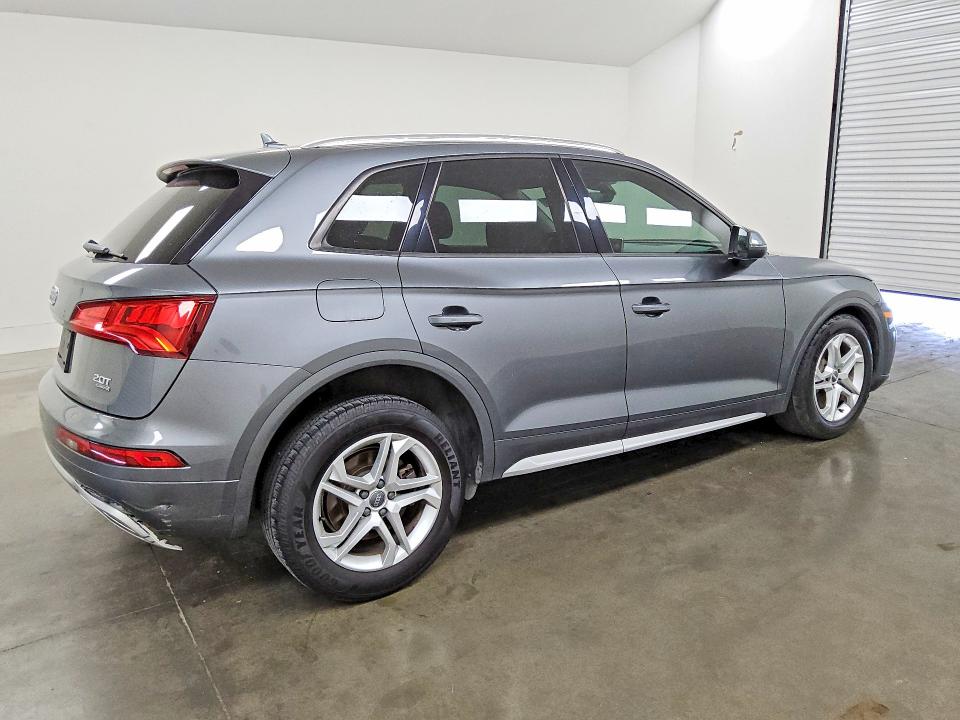 2018 Audi Q5 მანქანა იყიდება აუქციონზე, vin: WA1ANAFY8J2177372, აუქციონის ნომერი: 66429116
