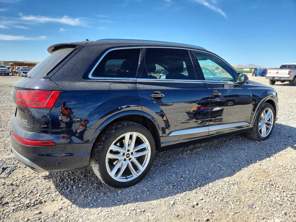 68432306 :رقم المزاد ، WA1VAAF79HD031405 vin ، 2017 Audi Q7 مزاد بيع
