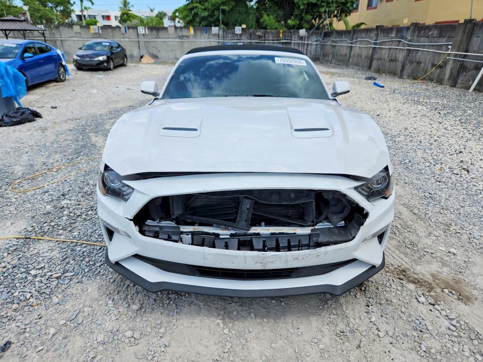70992956 :رقم المزاد ، 1FATP8UH8L5161880 vin ، 2020 Ford Mustang مزاد بيع
