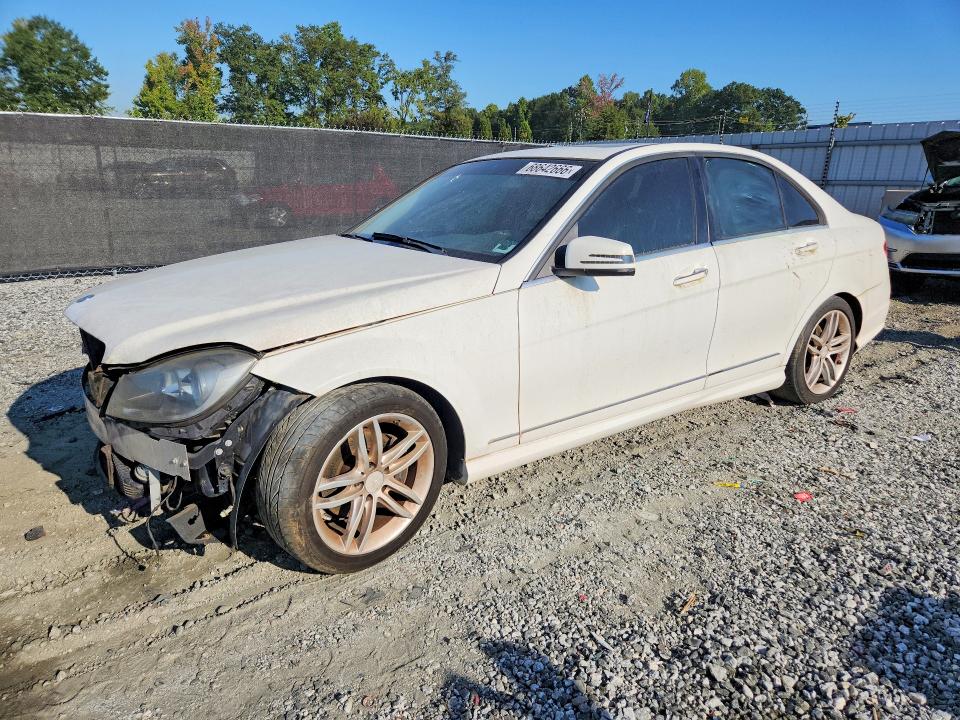 Продажа на аукционе авто 2014 Mercedes-benz C, vin: WDDGF4HB4EA965994, номер лота: 68642666