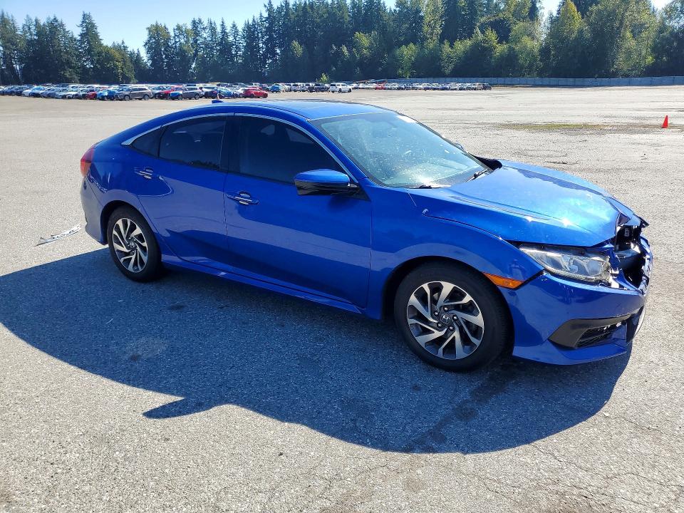 68603456 :رقم المزاد ، 2HGFC2F73HH571136 vin ، 2017 Honda Civic مزاد بيع