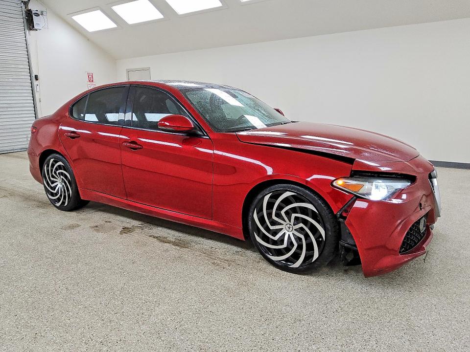 Продаж на аукціоні авто 2017 Alfa Romeo Giulia, vin: ZARFAEEN5H7532717, номер лоту: 70154576