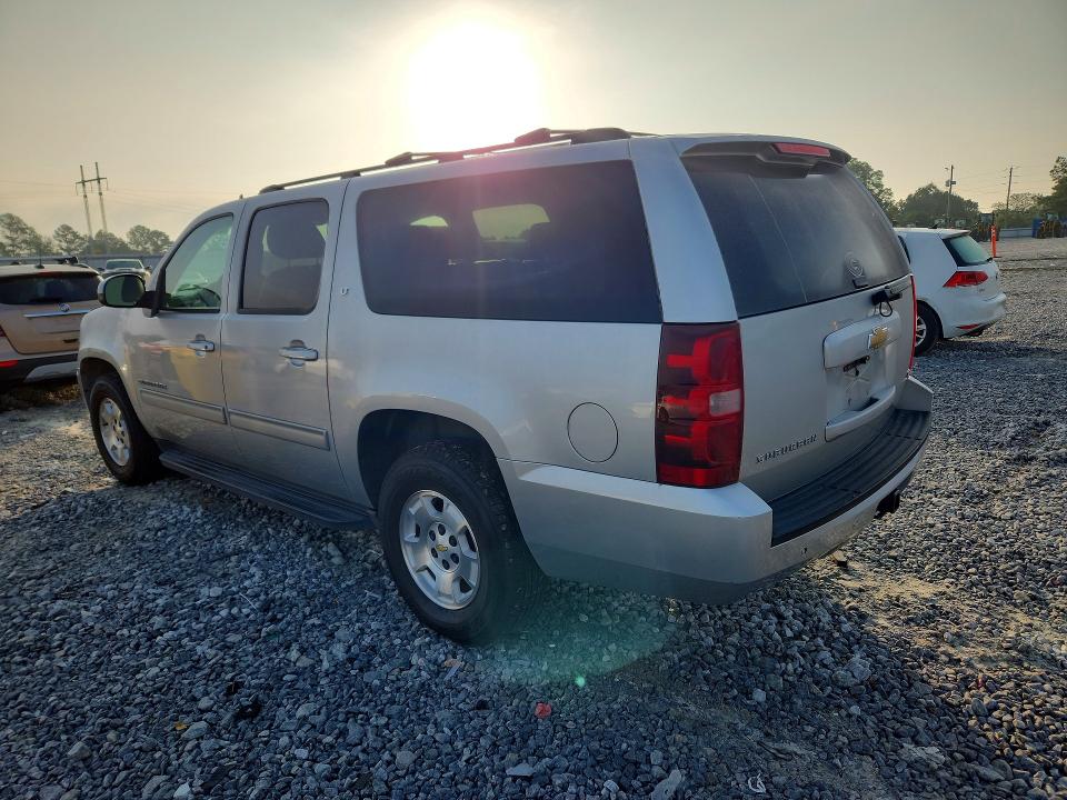 69041246 :رقم المزاد ، 1GNSCJE04BR346332 vin ، 2011 Chevrolet Suburban مزاد بيع