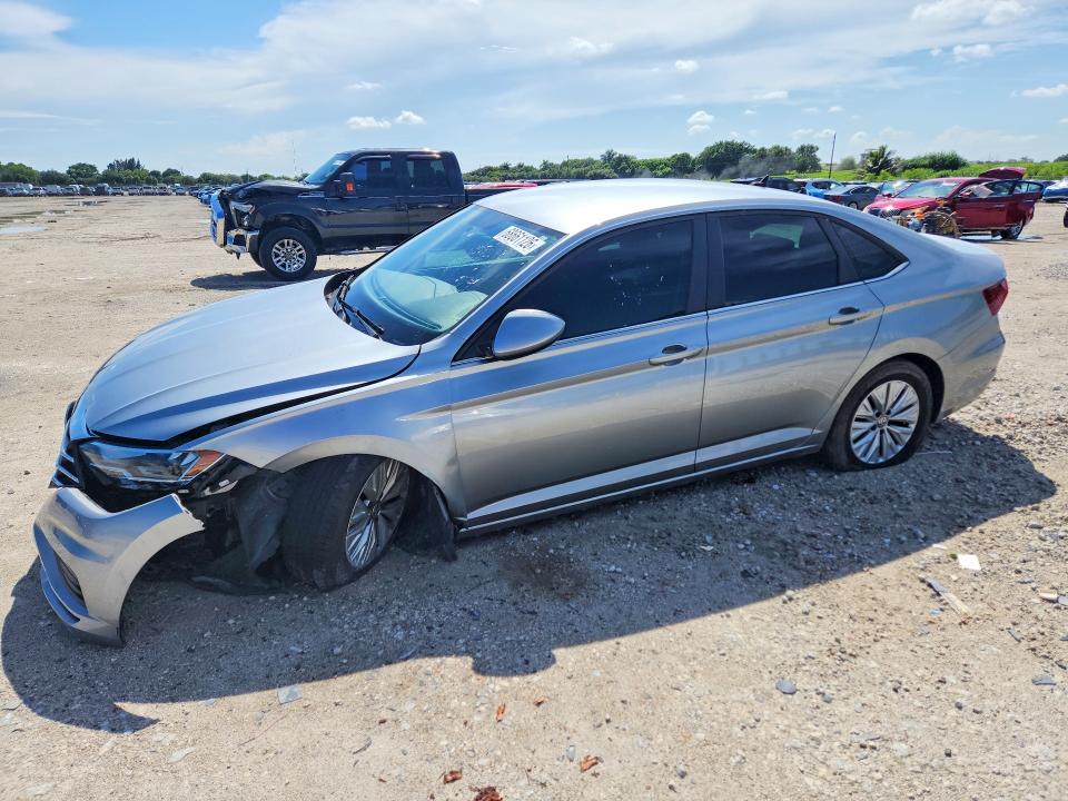 Продажа на аукционе авто 2020 Volkswagen Jetta, vin: 3VWCB7BU5LM025815, номер лота: 68661126