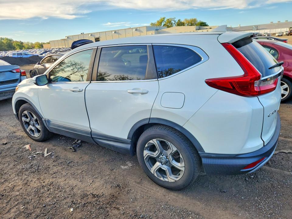 70481956 :رقم المزاد ، 2HKRW2H5XJH667941 vin ، 2018 Honda Cr-v مزاد بيع