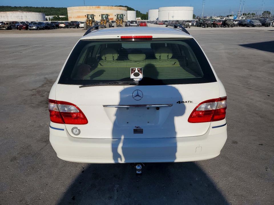 67852686 :رقم المزاد ، WDBUH82J24X162044 vin ، 2004 Mercedes-benz E مزاد بيع