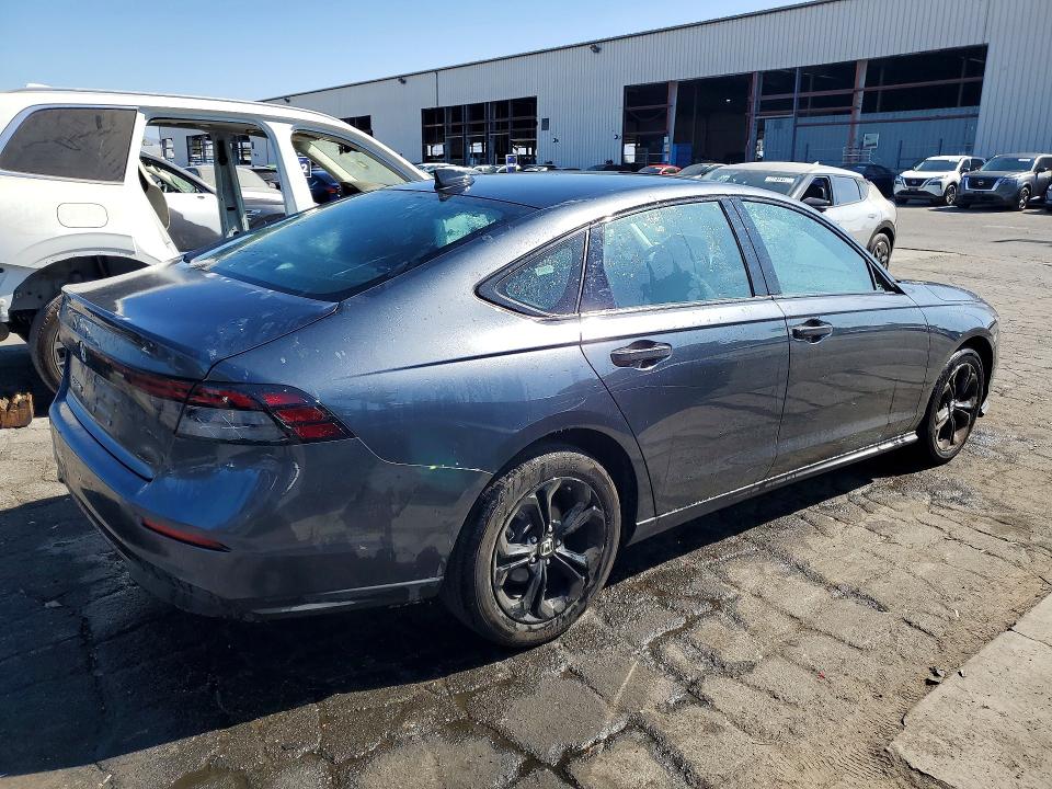 2025 Honda Accord მანქანა იყიდება აუქციონზე, vin: 1HGCY1F45SA087351, აუქციონის ნომერი: 67884626