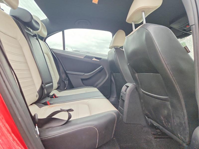 67522966 :رقم المزاد ، 3VWD17AJ0GM282627 vin ، 2016 Volkswagen Jetta مزاد بيع