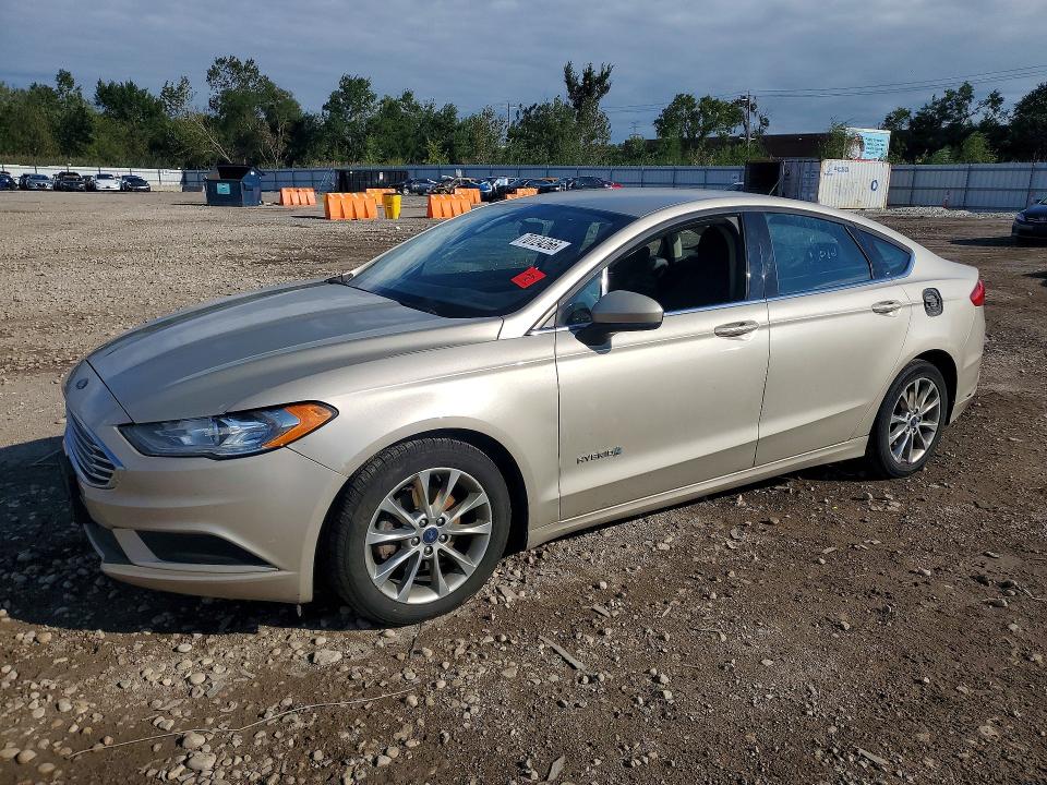 2017 Ford Fusion მანქანა იყიდება აუქციონზე, vin: 3FA6P0LU2HR385177, აუქციონის ნომერი: 70124266