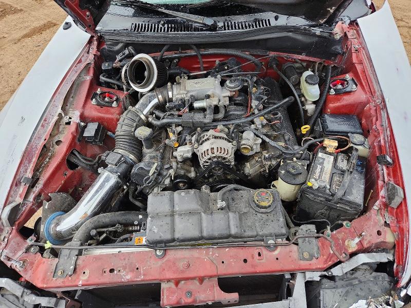 68644236 :رقم المزاد ، 1FAFP42X21F144824 vin ، 2001 Ford Mustang مزاد بيع