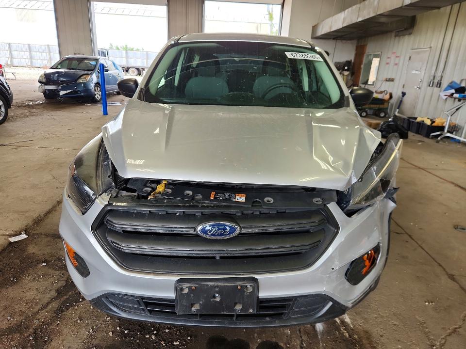 Продаж на аукціоні авто 2018 Ford Escape, vin: 1FMCU0F72JUC28271, номер лоту: 67385586