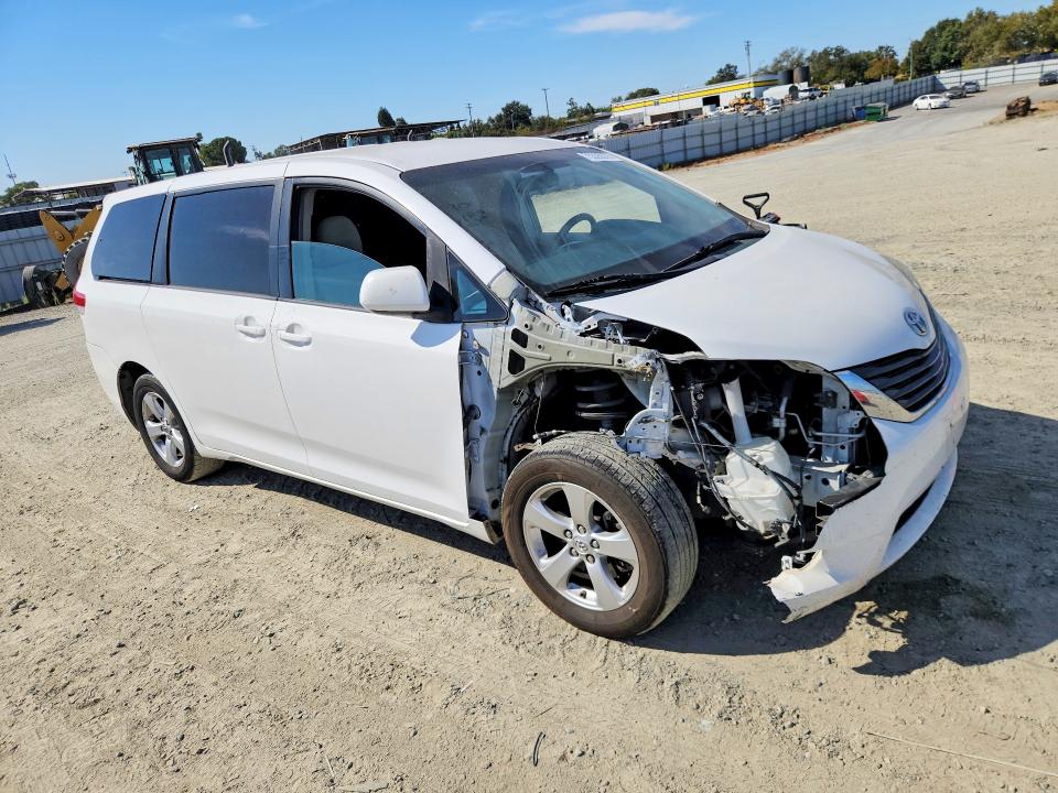 70335376 :رقم المزاد ، 5TDKA3DC1CS014910 vin ، 2012 Toyota Sienna مزاد بيع