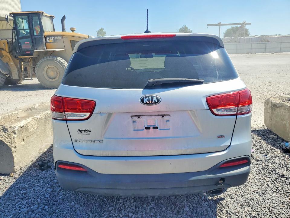 67784476 :رقم المزاد ، 5XYPG4A33GG130885 vin ، 2016 Kia Sorento مزاد بيع