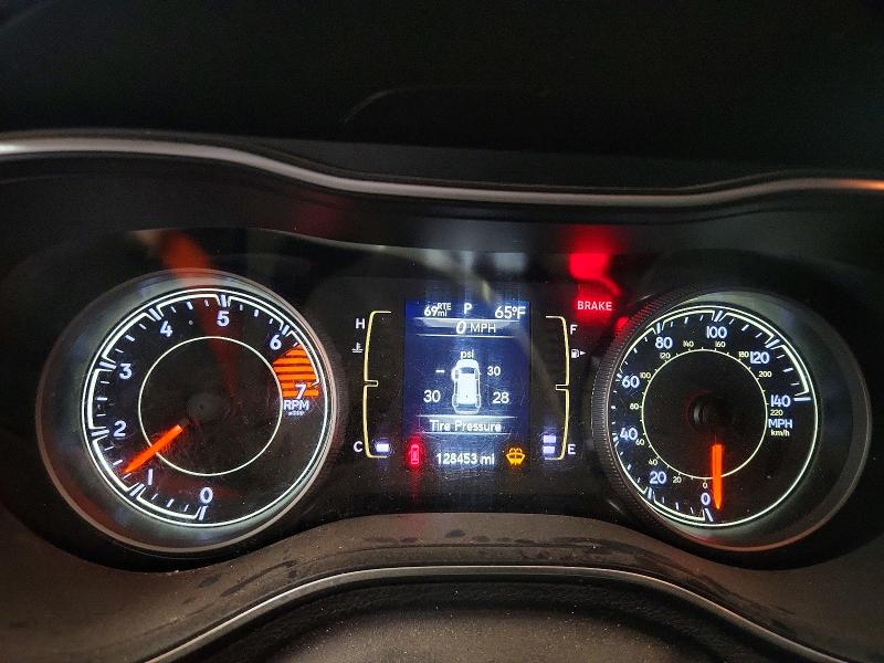 67500606 :رقم المزاد ، 1C4PJMLB7MD202977 vin ، 2021 Jeep Cherokee مزاد بيع