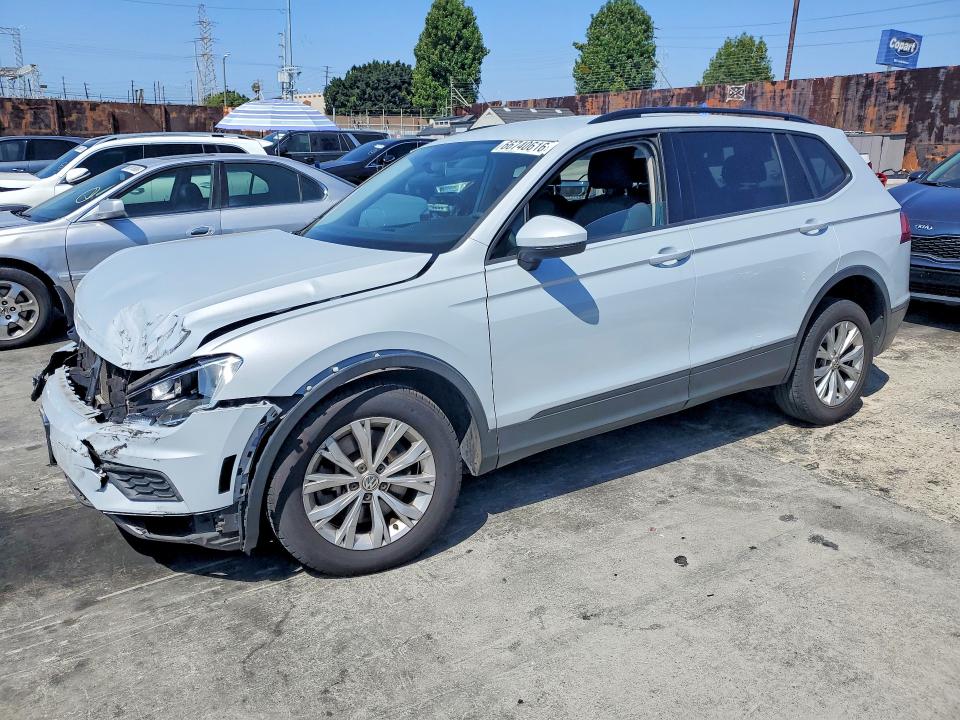 Продажа на аукционе авто 2018 Volkswagen Tiguan, vin: 3VV1B7AXXJM082161, номер лота: 66740616